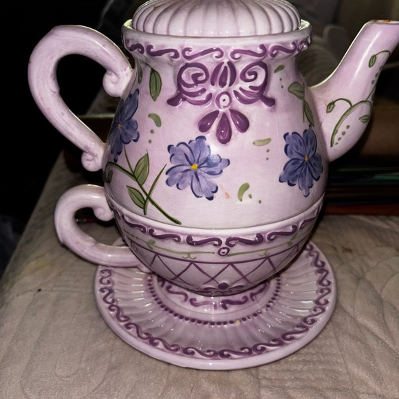 Floral Purple Ceramic Teapot - Picture 1 of 12